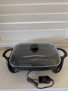 Presto Electric Skillet with Glass Lid - Black